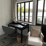 Loft Sur L'eau Avec Parking Parijs
