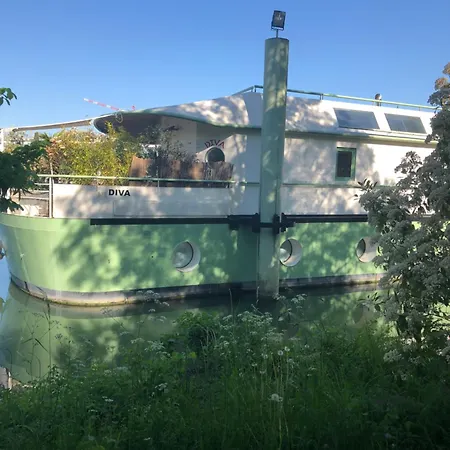 Loft Sur L'eau Avec Parking